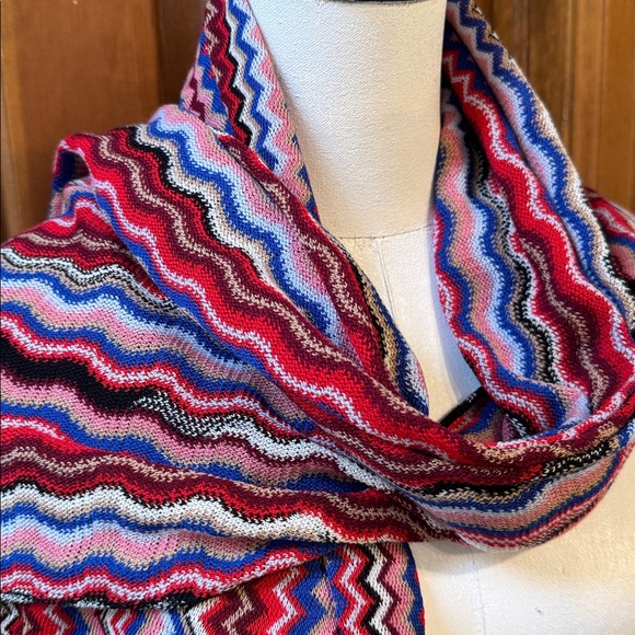 Missoni Multicolor Zigzag Knit Scarf - Picture 7 of 7